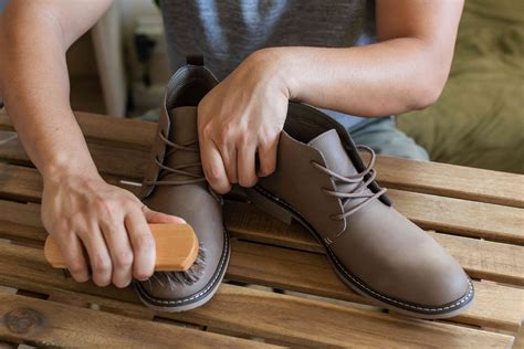 Shoe Cleaning Amsterdam .